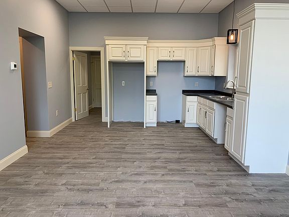 5th image of 170 Bradford St #3
