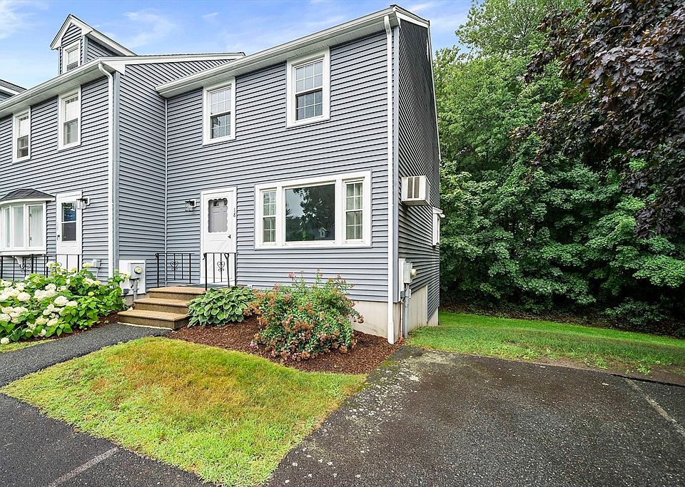 1st image of 18 Cedar Sq Unit 18