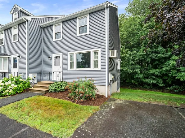 18 Cedar Sq Unit 18, Millis, MA 02054