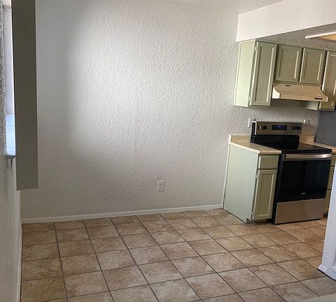 3rd image of 1246 S Triviz Dr