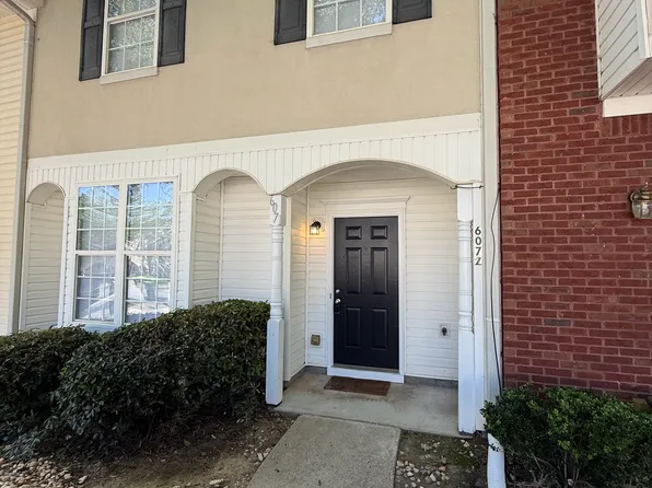 6071 Camden Forrest Dr, Riverdale, GA 30296