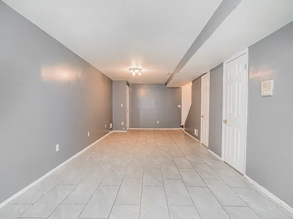 30 Westport Lane image 25 of 29