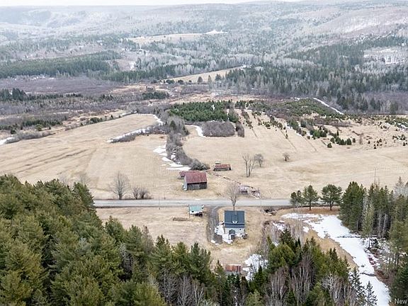 3rd image of 110 Hillside Rd