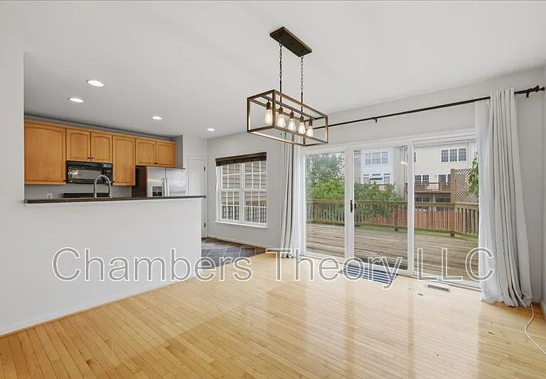 42693 Rolling Rock Sq — Photo 11