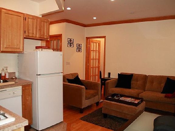 5th image of 1580 York Ave APT 3A