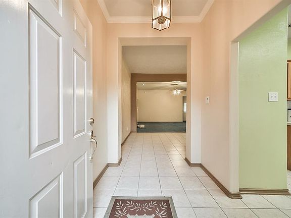 3rd image of 15318 Wimberly Park Dr