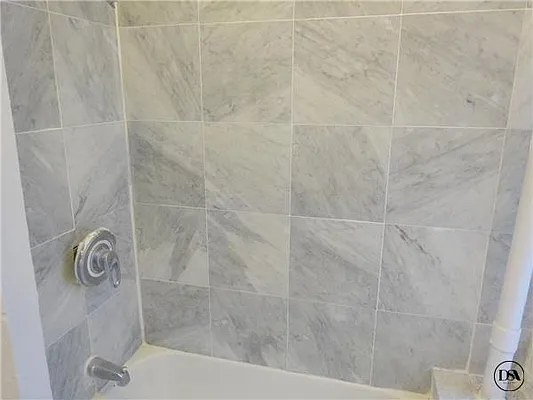 Rented by DSA Realty | media 36