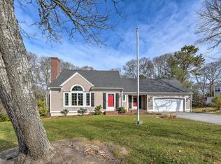 12 Stone Horse Rd, Osterville, MA 02655