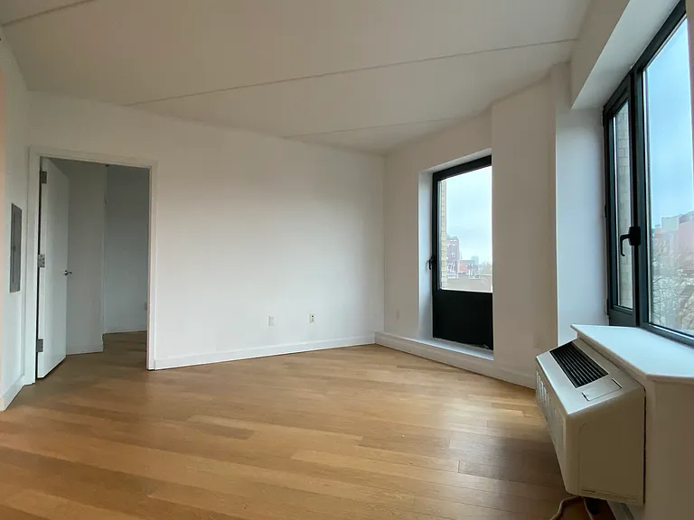 150 Union Ave #3H — Photo 8