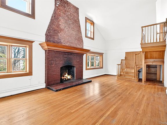 2nd image of 24 Old Knollwood Road