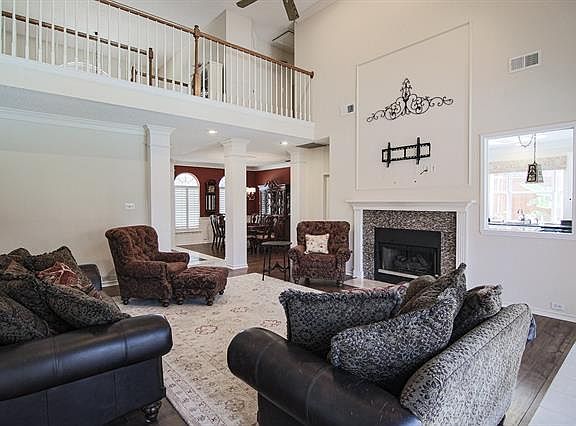 3rd image of 2112 Brabant Dr