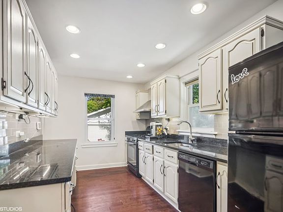 4th image of 5130 Central Ave