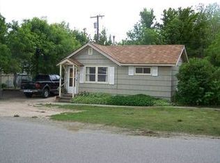 114 W Sunnyside Ave, Bridger, MT 59014