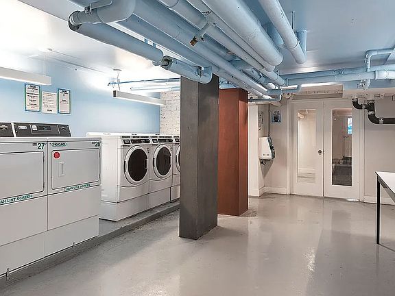 5th image of 173 E 90th St APT 3B