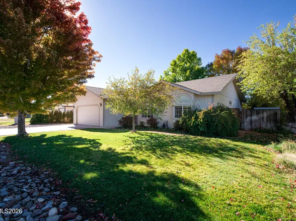 729 Hornet Dr, Gardnerville, NV 89460