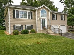 24 Briarcliff Dr, Auburn, MA 01501