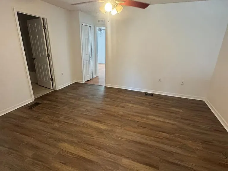 2720 Merrieweather Ln — Photo 12