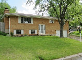 2590 Flowerstone Dr, Dayton, OH 45449