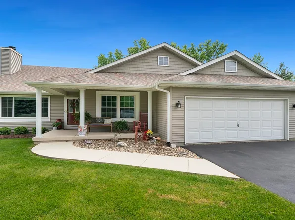 505 W Fieldstone Ct, Mount Morris, IL 61054