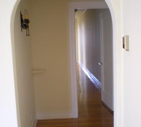 3rd image of 513 1/2 N Spaulding Ave