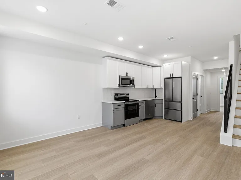 2123 N 9th St #2 — Photo 11