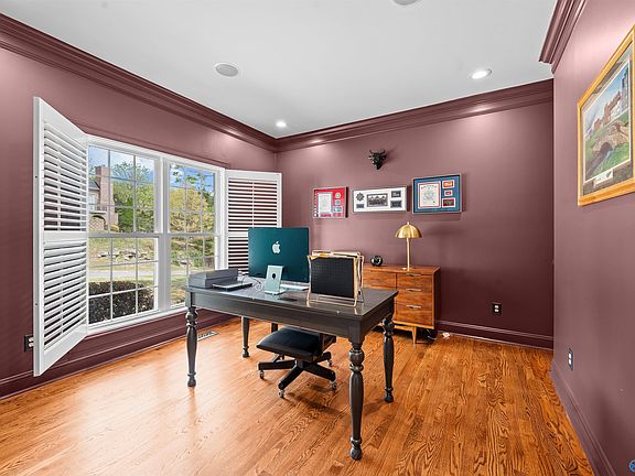 5th image of 7864 Walsingham Rd SE