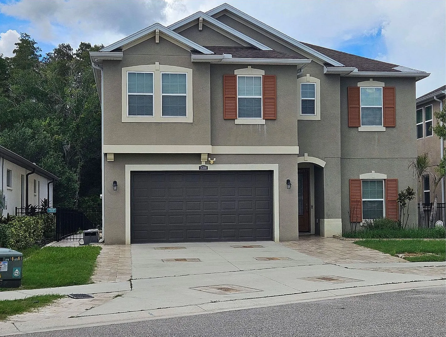 Tampa Palms Gem Heated Pool, Outdoor Kitchen & EV Charger — Photo 1