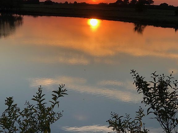 3rd image of 3 Shady Grove Rd