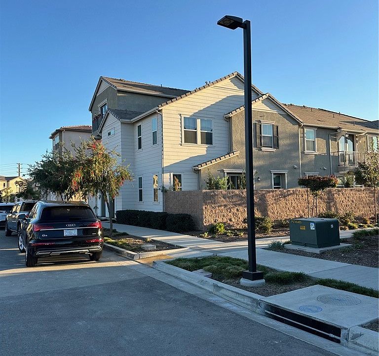 1st image of 1703 Almond Tree Pl