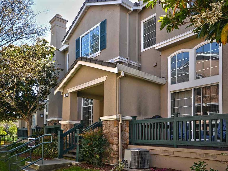 1st image of 409 Skylark Ct