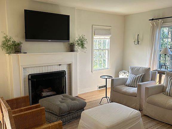 2nd image of 118 Anderson Ave