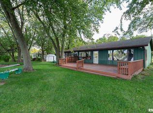 2372 S High St, Port Byron, IL 61275