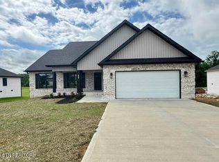 1032 Pathways Dr, Seymour, TN 37865