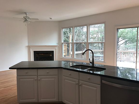 3rd image of 8937 Royal Astor Way