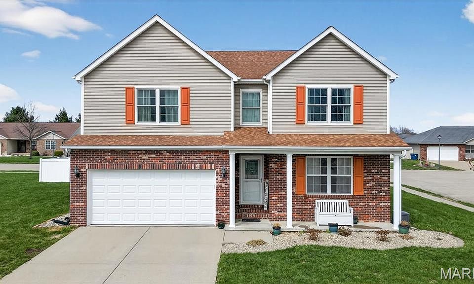 1st image of 605 Janet Ct
