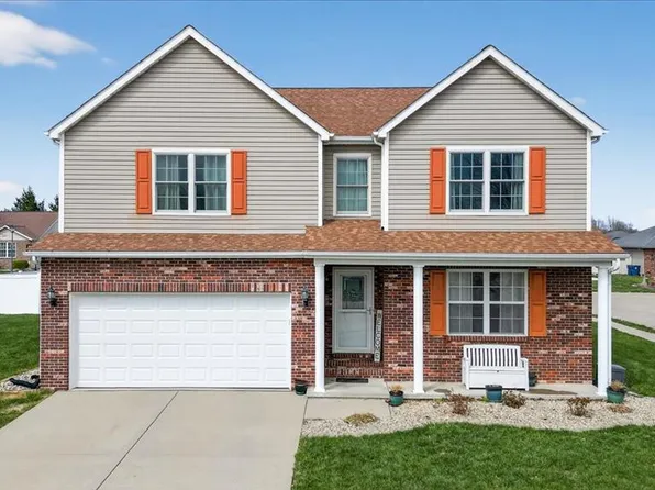 605 Janet Ct, New Baden, IL 62265