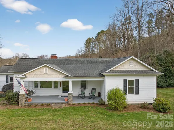 343 Hoyles Creek Rd, Dallas, NC 28034