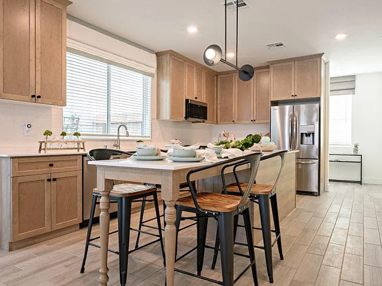 10981 N Wisteria Dr — Photo 5