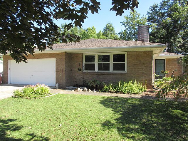 1st image of 1097 Cooper Dr