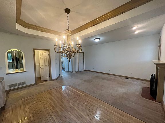 5th image of 3212 Grey Village Dr