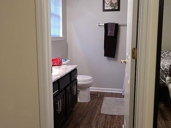 3rd image of 1113 Foster Mill Dr