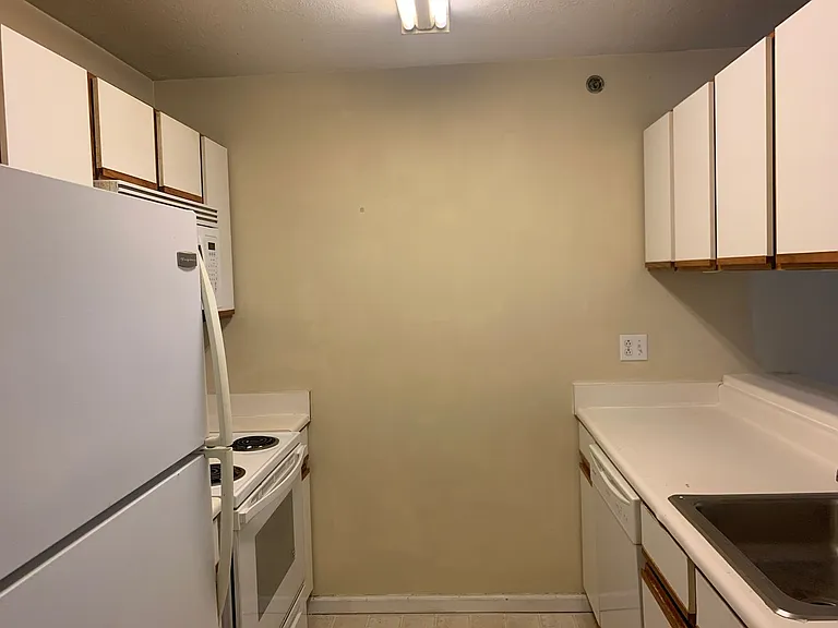2311 University Commons Dr — Photo 7