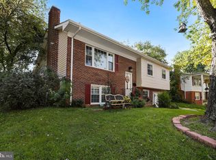 13630 Greenwood Dr, Woodbridge, VA 22193