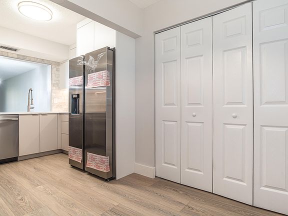 3rd image of 1850 Homewood Boulevard #216