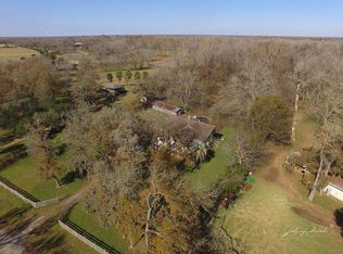 38320 Buckskin Rd, Wallis, TX 77485