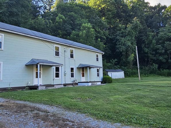 104 Bridge St