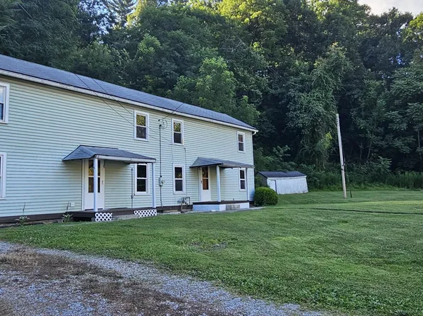 104 Bridge St, West Leechburg, PA 15656