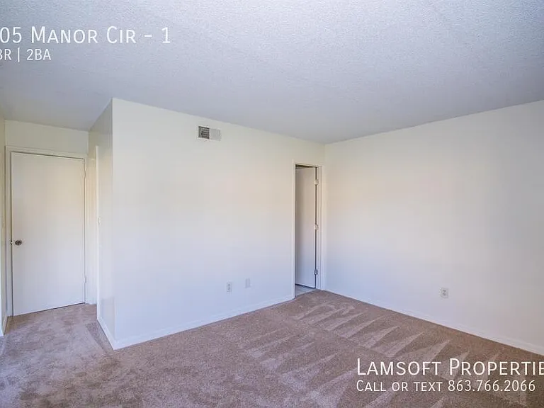 305 Manor Cir #1 — Photo 17