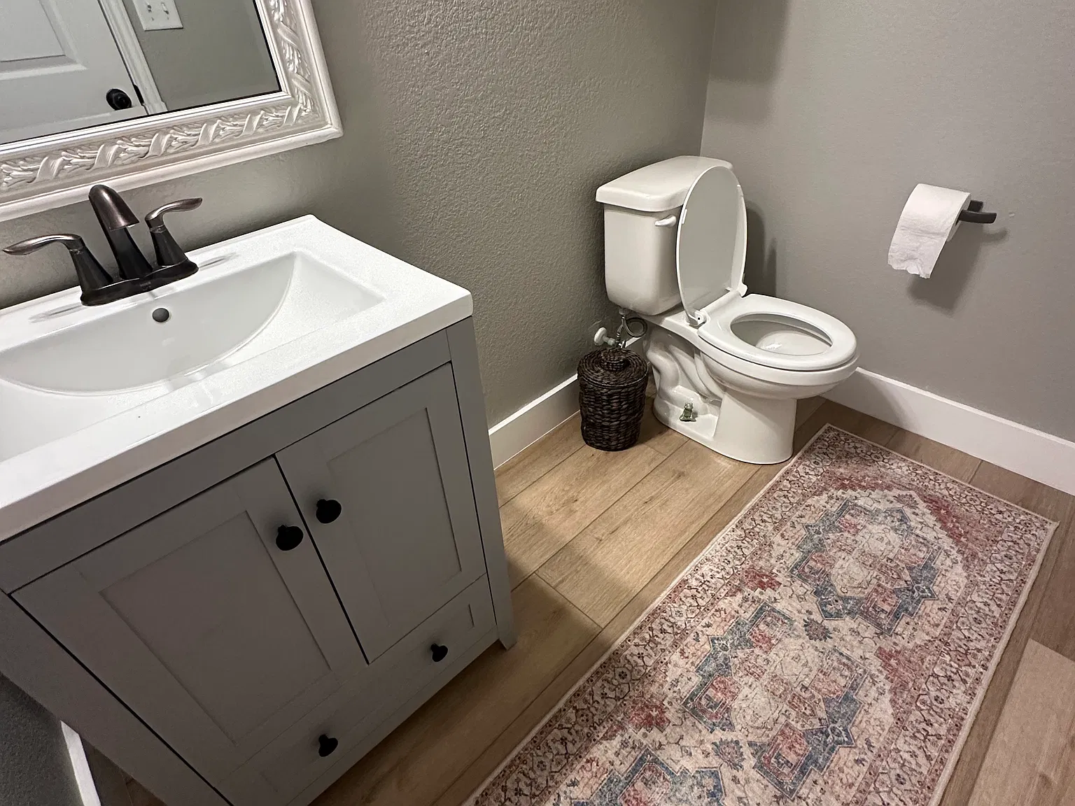 4 bed, 2.5 bath, 2150 sqft, $2,700 — Photo 2