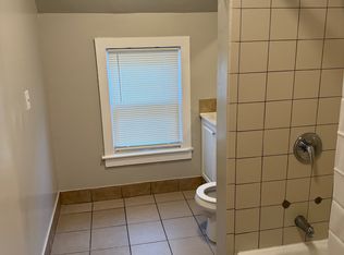 549 W Maple St #2, Milwaukee, WI 53204
